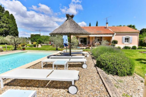 Villa La Ponselière-Calme en campagne Provençale